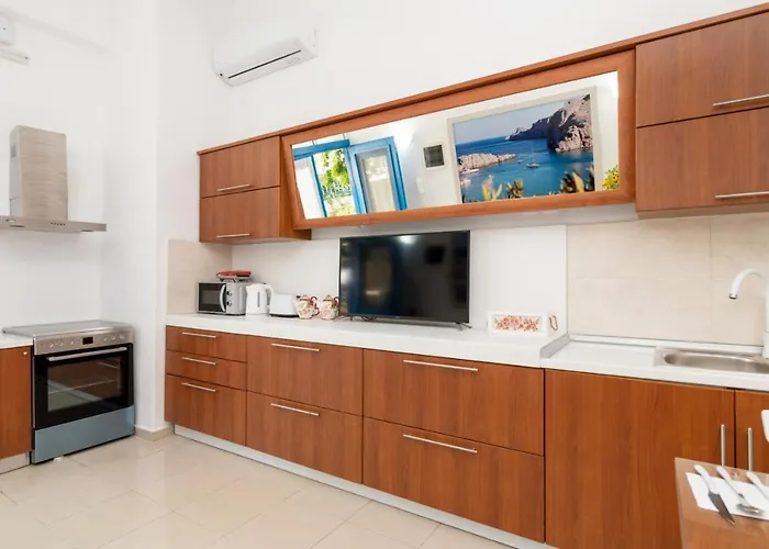 Ibiscus And Lily Apartament *